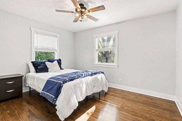 6571 W Johnson Road, La Porte, IN 46350