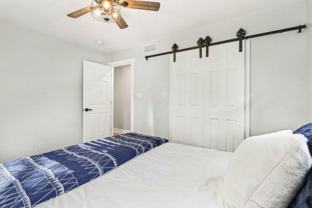 6571 W Johnson Road, La Porte, IN 46350