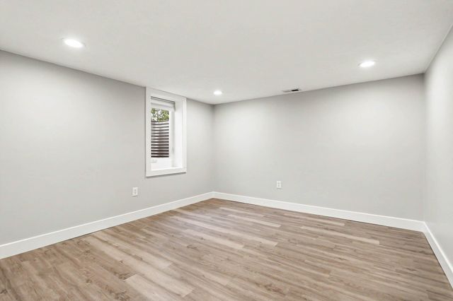 6571 W Johnson Road, La Porte, IN 46350