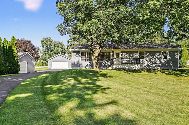 6571 W Johnson Road, La Porte, IN 46350