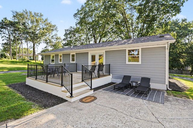 6571 W Johnson Road, La Porte, IN 46350