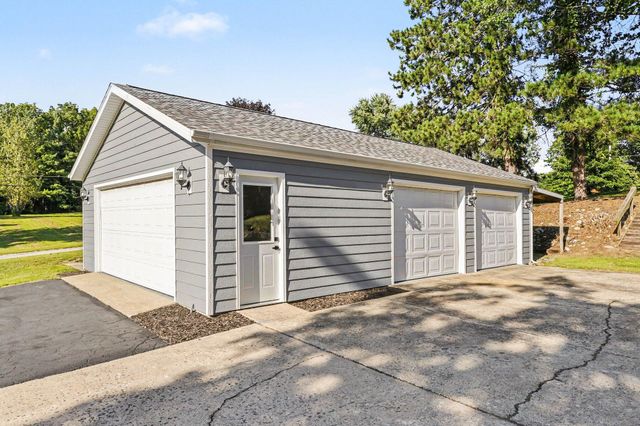 6571 W Johnson Road, La Porte, IN 46350