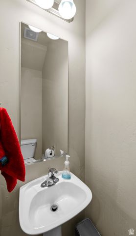 3719 W MANDRAKE WAY, South Jordan, UT 84095