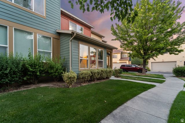 3719 W MANDRAKE WAY, South Jordan, UT 84095