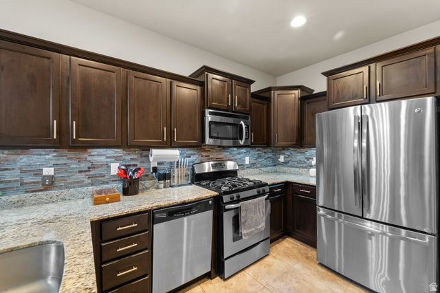 3719 W MANDRAKE WAY, South Jordan, UT 84095
