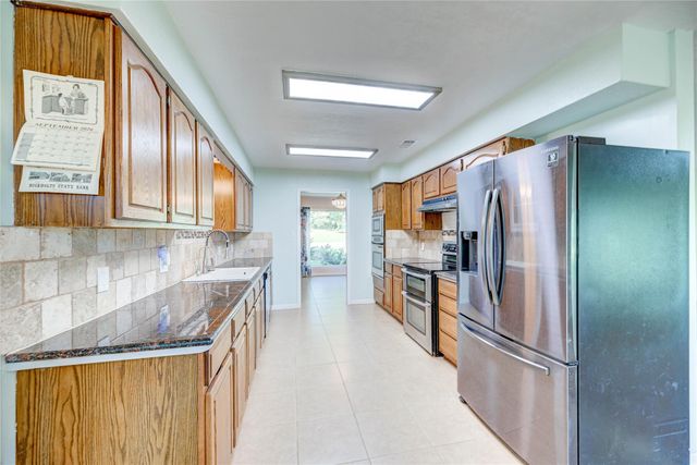 20 Valley Drive, Coldspring, TX 77331