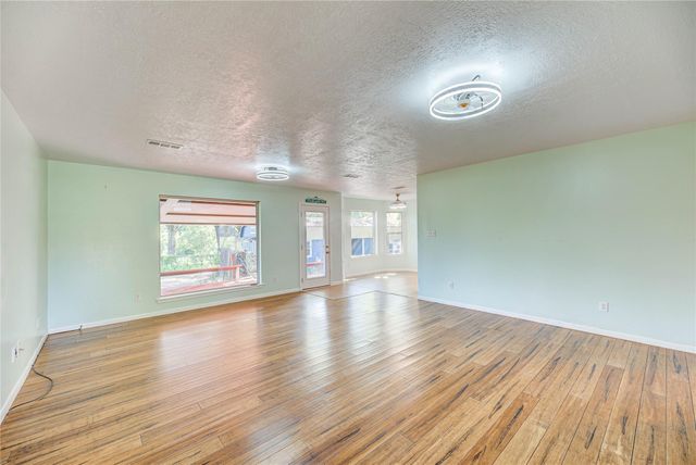 20 Valley Drive, Coldspring, TX 77331