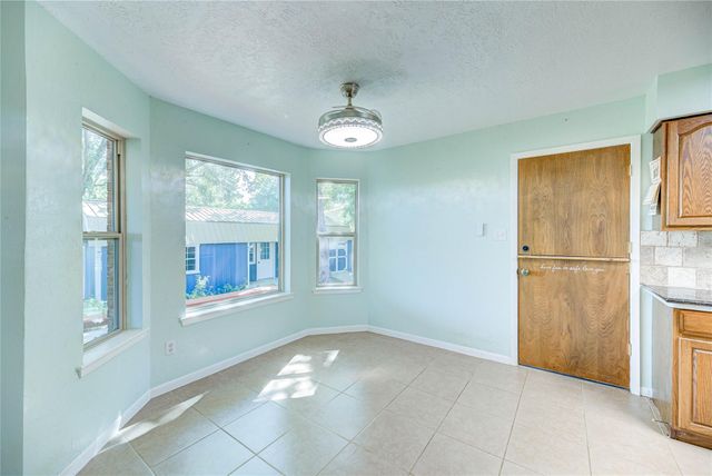 20 Valley Drive, Coldspring, TX 77331