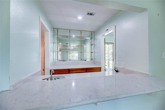 20 Valley Drive, Coldspring, TX 77331