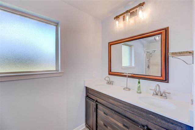 20 Valley Drive, Coldspring, TX 77331
