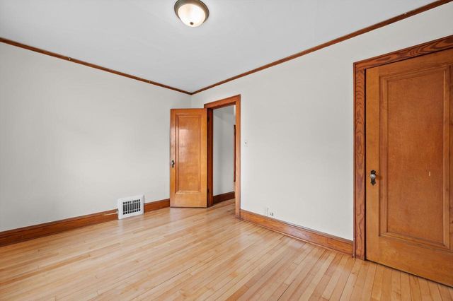 3246 N 49 STREET, Milwaukee, WI 53216