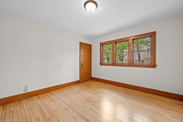 3246 N 49 STREET, Milwaukee, WI 53216