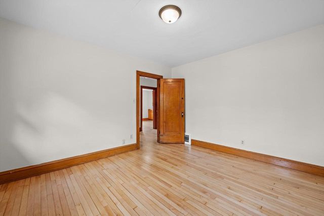 3246 N 49 STREET, Milwaukee, WI 53216