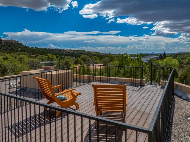 851 Magee Lane, Santa Fe, NM 87501