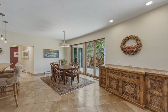 851 Magee Lane, Santa Fe, NM 87501
