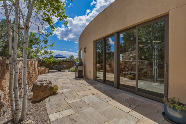 851 Magee Lane, Santa Fe, NM 87501