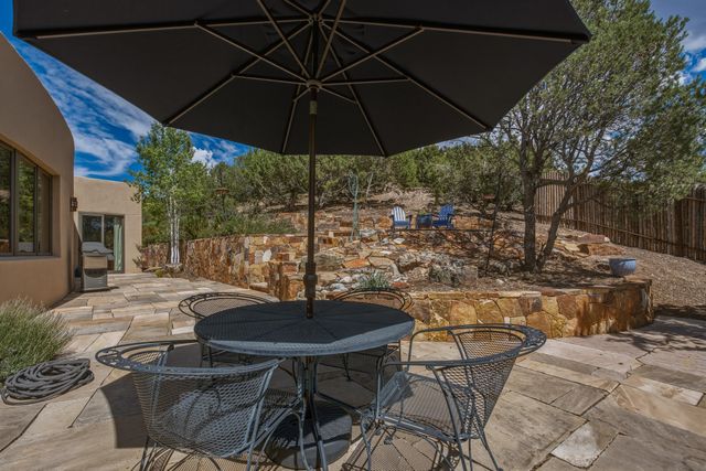 851 Magee Lane, Santa Fe, NM 87501