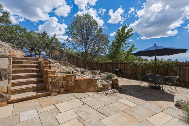 851 Magee Lane, Santa Fe, NM 87501