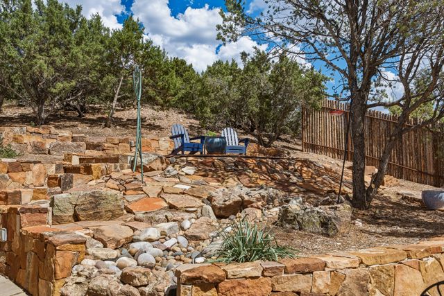 851 Magee Lane, Santa Fe, NM 87501
