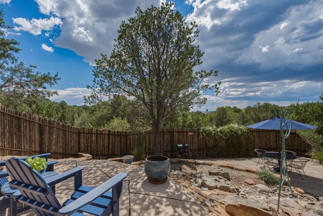 851 Magee Lane, Santa Fe, NM 87501