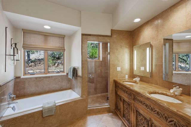 851 Magee Lane, Santa Fe, NM 87501