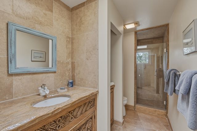 851 Magee Lane, Santa Fe, NM 87501