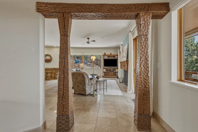 851 Magee Lane, Santa Fe, NM 87501