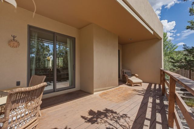 851 Magee Lane, Santa Fe, NM 87501