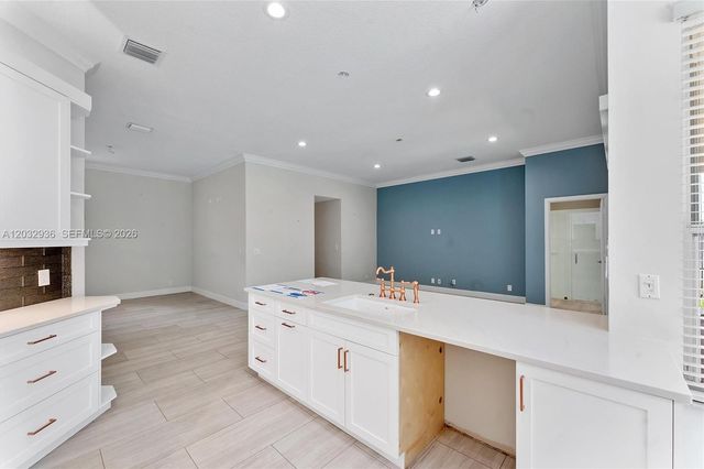 4228 NW 41st Ln, Coconut Creek, FL 33073