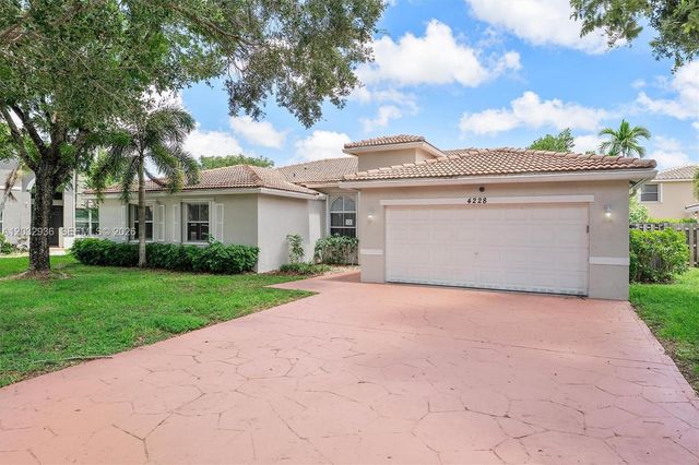 4228 NW 41st Ln, Coconut Creek, FL 33073