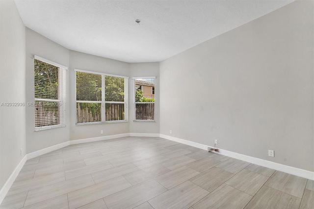 4228 NW 41st Ln, Coconut Creek, FL 33073