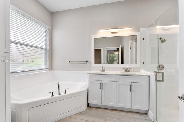 4228 NW 41st Ln, Coconut Creek, FL 33073