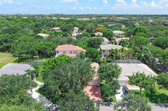 4228 NW 41st Ln, Coconut Creek, FL 33073