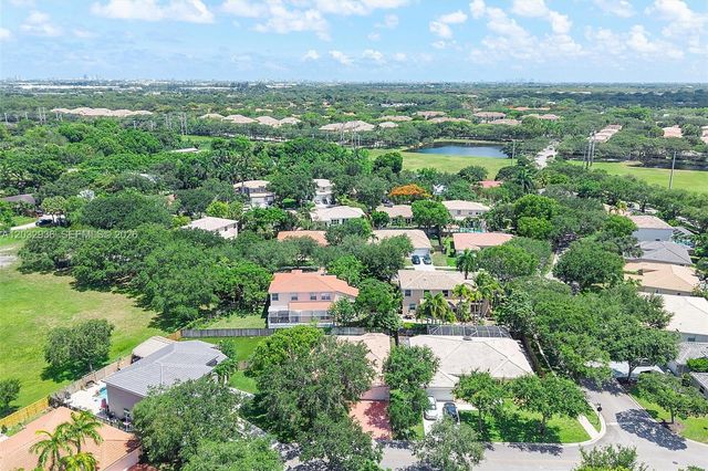 4228 NW 41st Ln, Coconut Creek, FL 33073