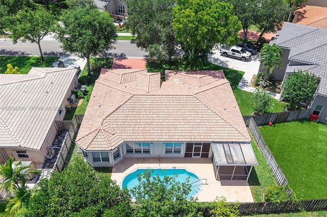 4228 NW 41st Ln, Coconut Creek, FL 33073