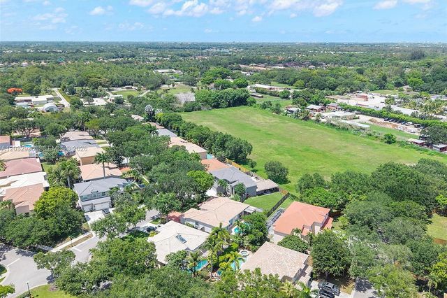 4228 NW 41st Ln, Coconut Creek, FL 33073