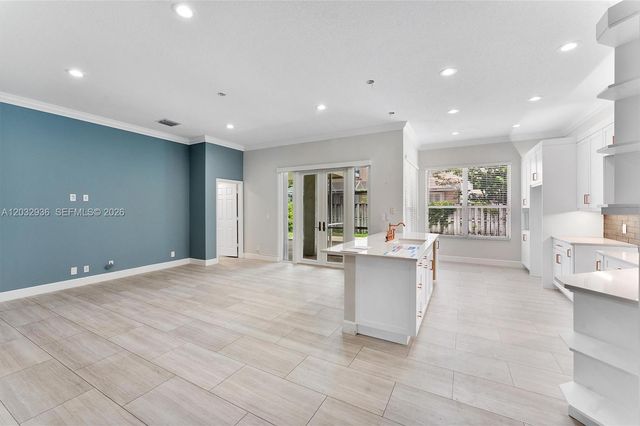 4228 NW 41st Ln, Coconut Creek, FL 33073