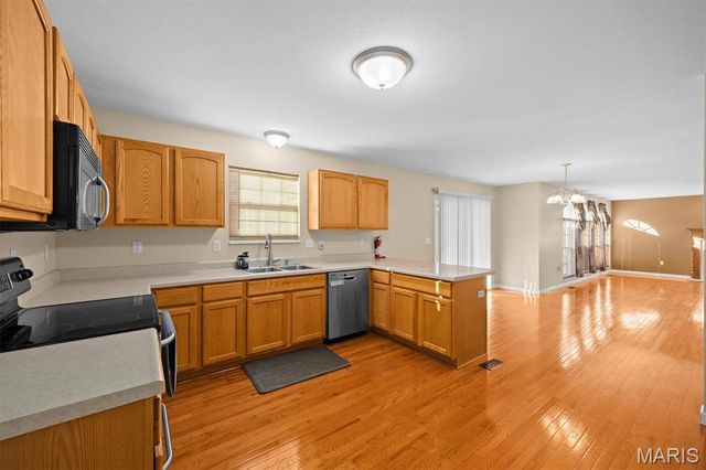 2728 Lauren Lake Drive, Shiloh, IL 62221