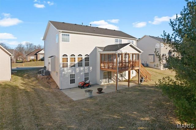 2728 Lauren Lake Drive, Shiloh, IL 62221