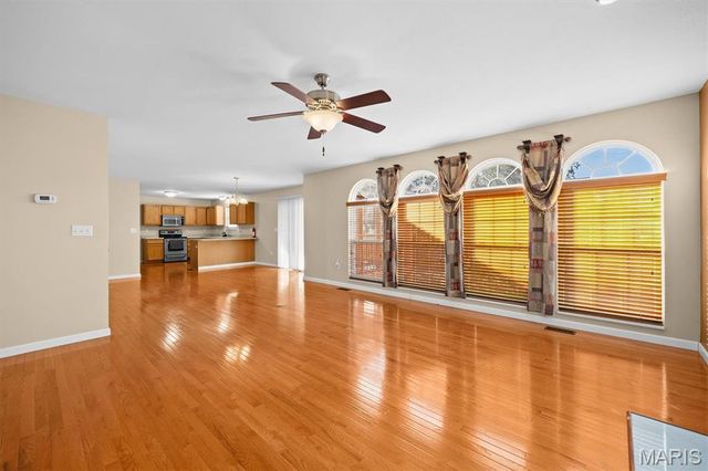 2728 Lauren Lake Drive, Shiloh, IL 62221