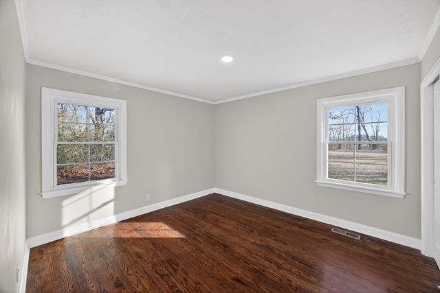 2136 Broad St, W, Cookeville, TN 38501