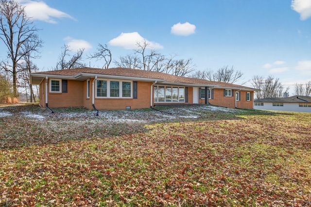 2136 Broad St, W, Cookeville, TN 38501