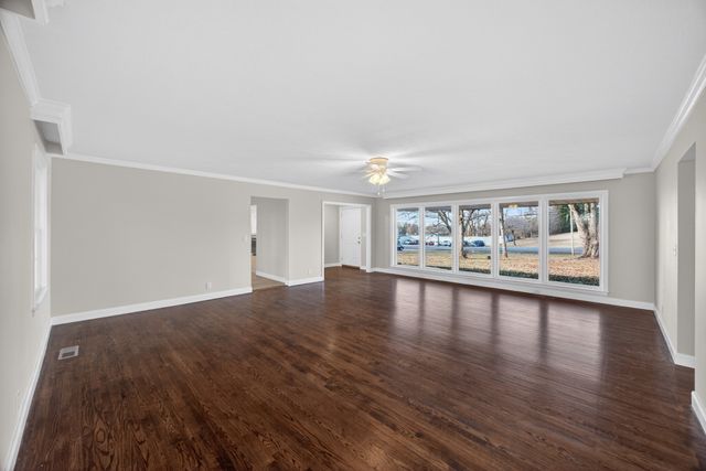 2136 Broad St, W, Cookeville, TN 38501