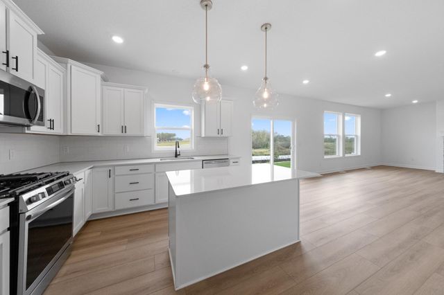 7621 Lotus Lane, Lino Lakes, MN 55038