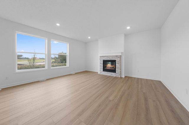 7621 Lotus Lane, Lino Lakes, MN 55038
