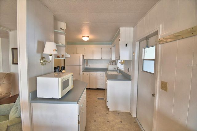 169 PARADISE LANE, Auburndale, FL 33823