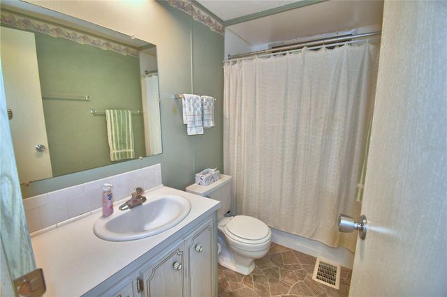 169 PARADISE LANE, Auburndale, FL 33823