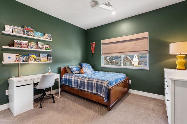 5214 Loch Lomond Drive, Houston, TX 77096