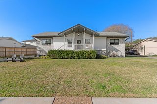5214 Loch Lomond Drive, Houston, TX 77096