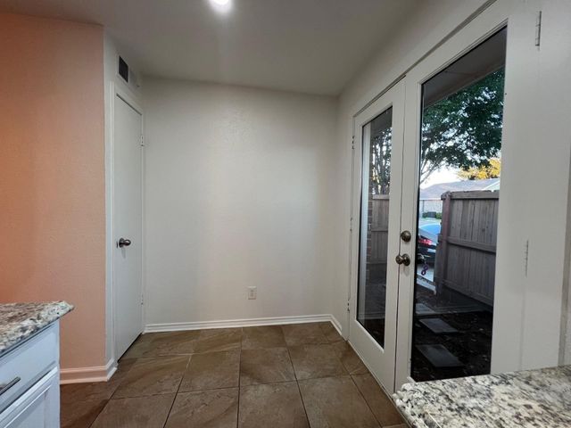 1801 W Spring Creek Parkway U2, Plano, TX 75023